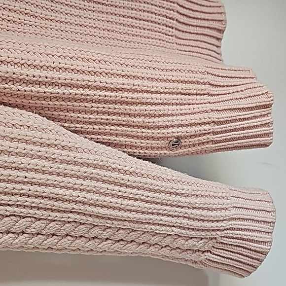 Lululemon Bring the Cozy Turtleneck in Misty Pink - Picture 5 of 6